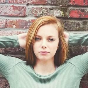 Meet your Posher, Ellie